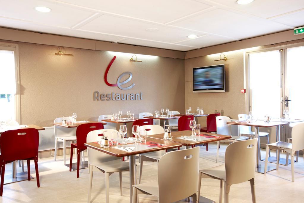 Kyriad Aeroport Marseille Витрол Екстериор снимка